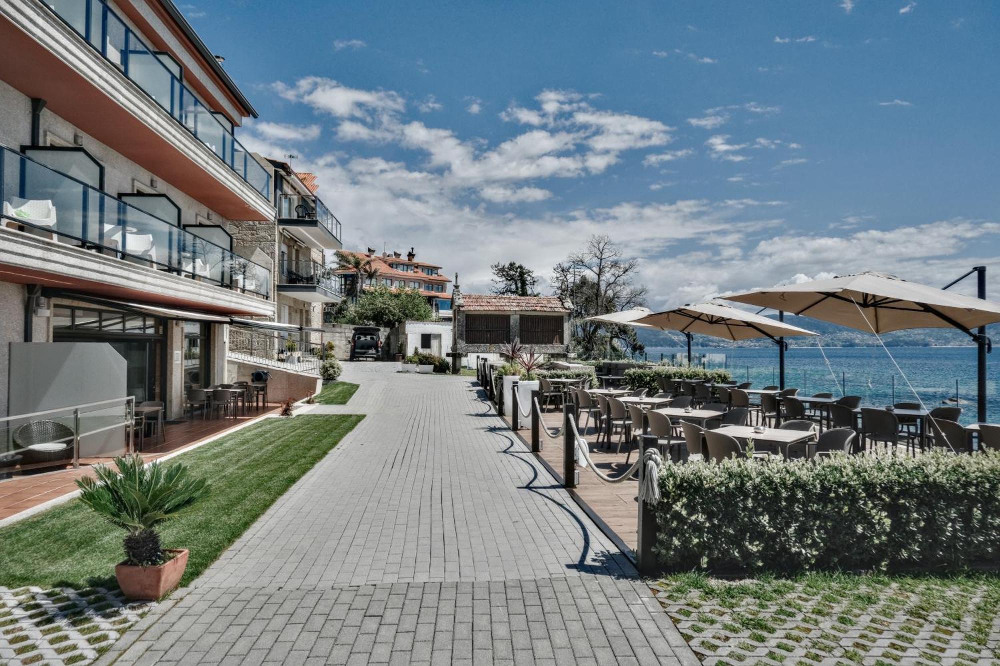 Hotel Mardevela Sanxenxo Kültér fotó